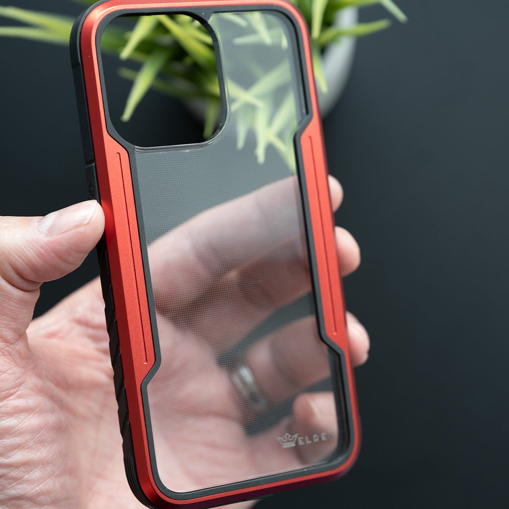 Estuche Protección El Rey Defense Apple iPhone 13 Pro Color Rojo — foto 3