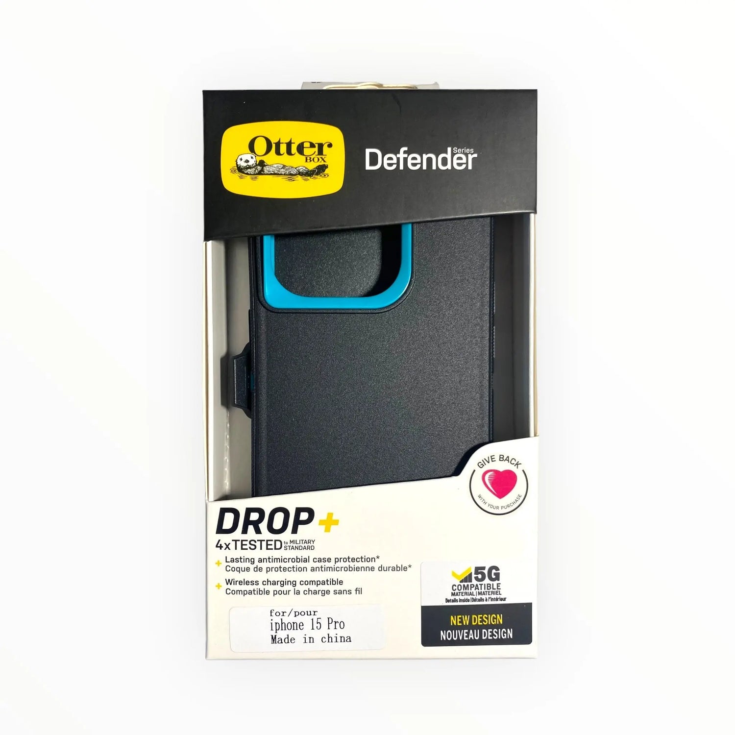 Estuche Otterbox Defender iPhone 15 Pro negro turquesa en empaque.