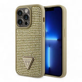 Estuche Guess Hard Case iPhone 15 Pro dorado con rhinestones y triángulo de diseño.