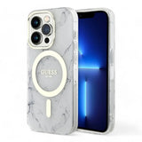 Estuche Guess MagSafe iPhone 15 Pro con diseño de mármol transparente, compatible MagSafe.