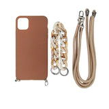 Estuche El Rey para iPhone 11 con correa de mano y hombro en beige.