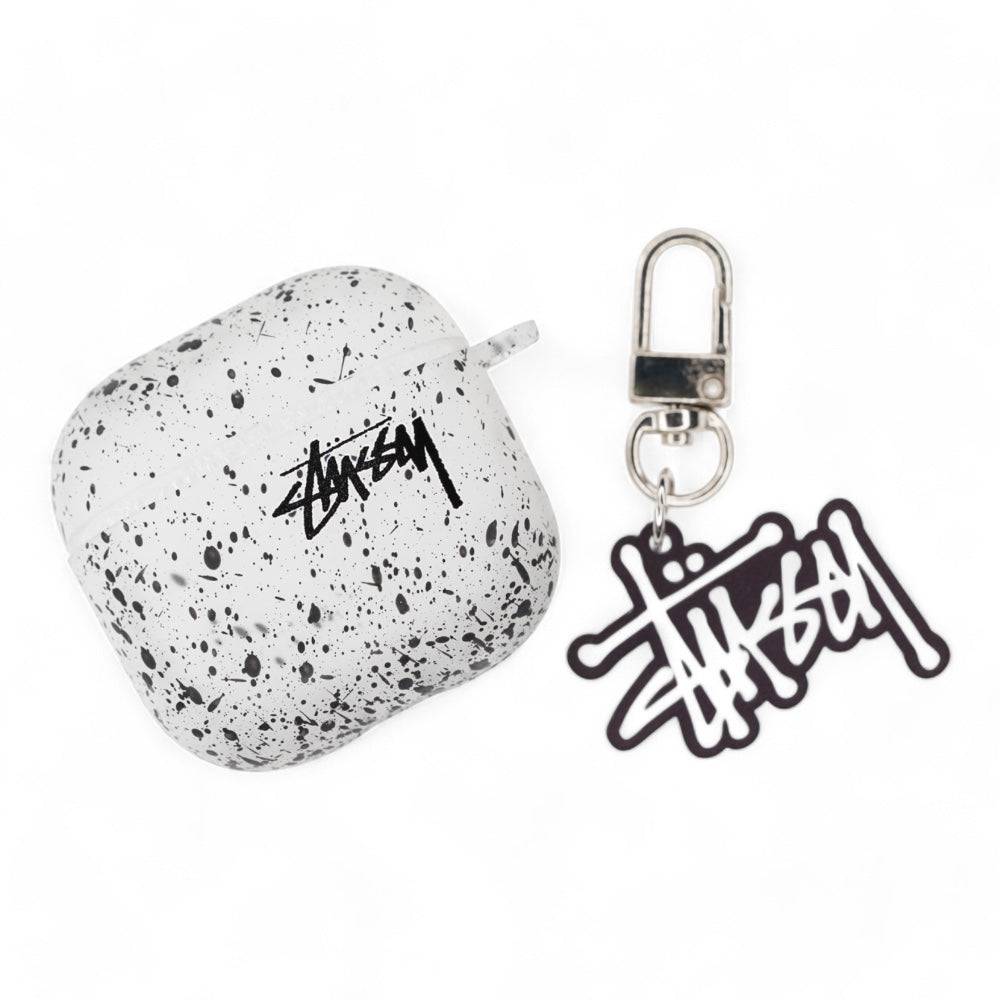 Estuche generico skin airpods 4 stussy color blanco - MUNDO ACCESORIOS (B2C)