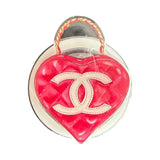 Gadget Pop Grip MagSafe Circular Chanel Fucsia with heart design.