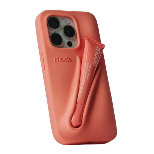 Estuche Rhode Glamour para iPhone 14 Pro Max en color Peach Pit.