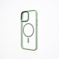 magsafe cases the king magsafe with edge with the function apple iphone 13 green / transparent color